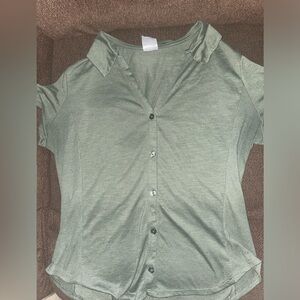 No Boundaries collared dress shirt